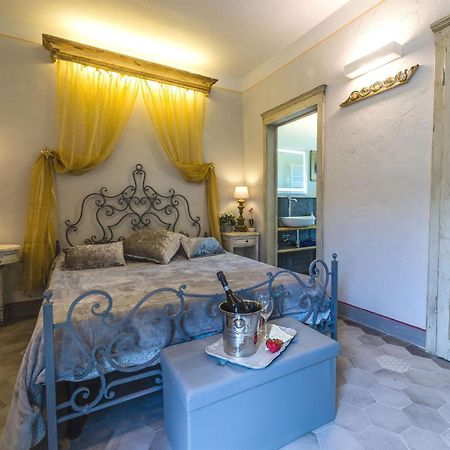 Casa San Michelangelo Apartment กอร์โตนา ภายนอก รูปภาพ