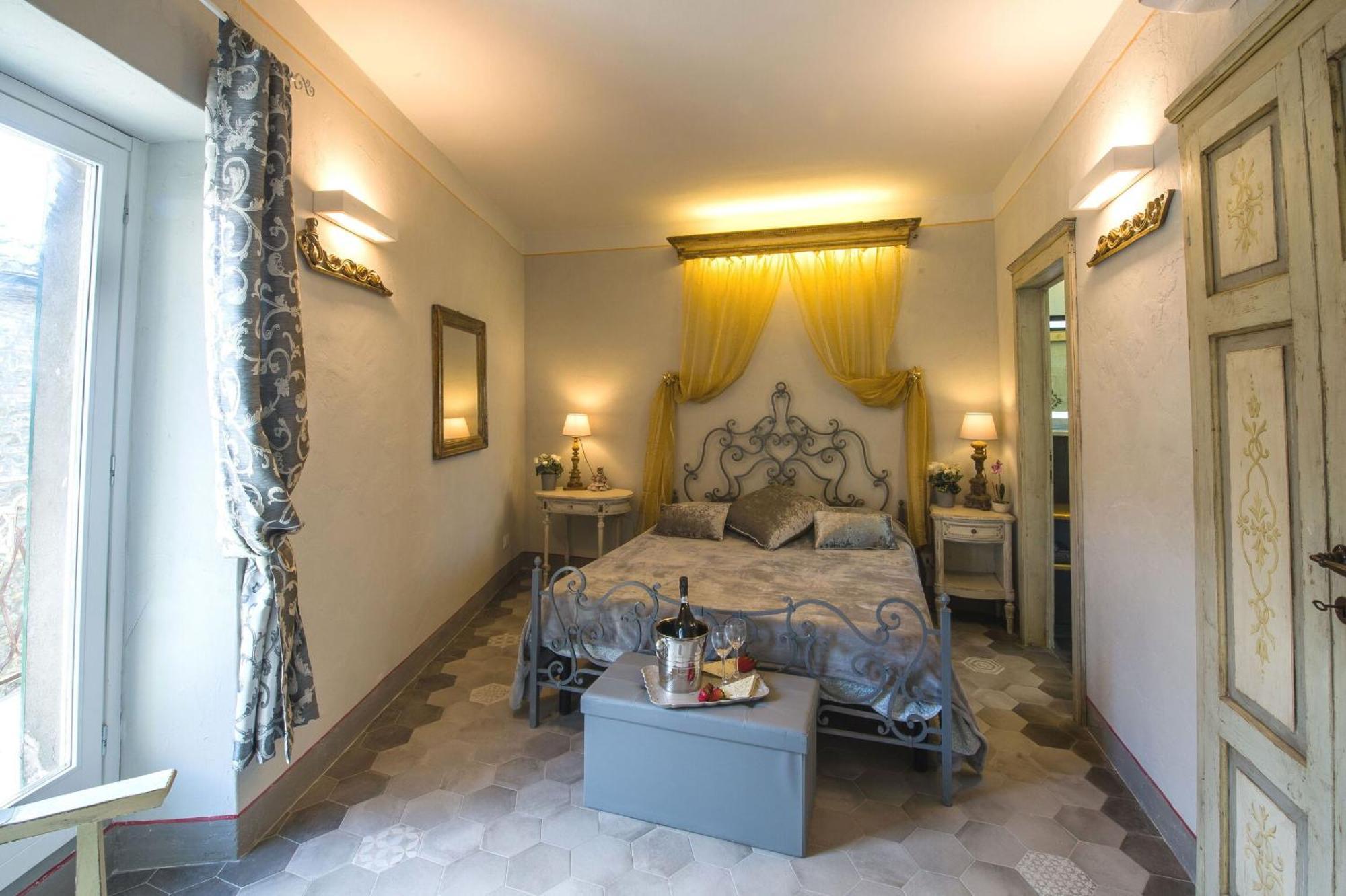 Casa San Michelangelo Apartment กอร์โตนา ภายนอก รูปภาพ
