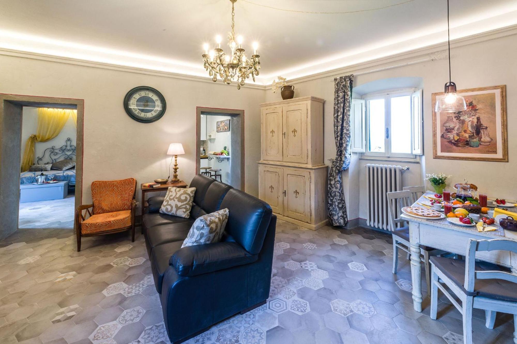 Casa San Michelangelo Apartment กอร์โตนา ภายนอก รูปภาพ